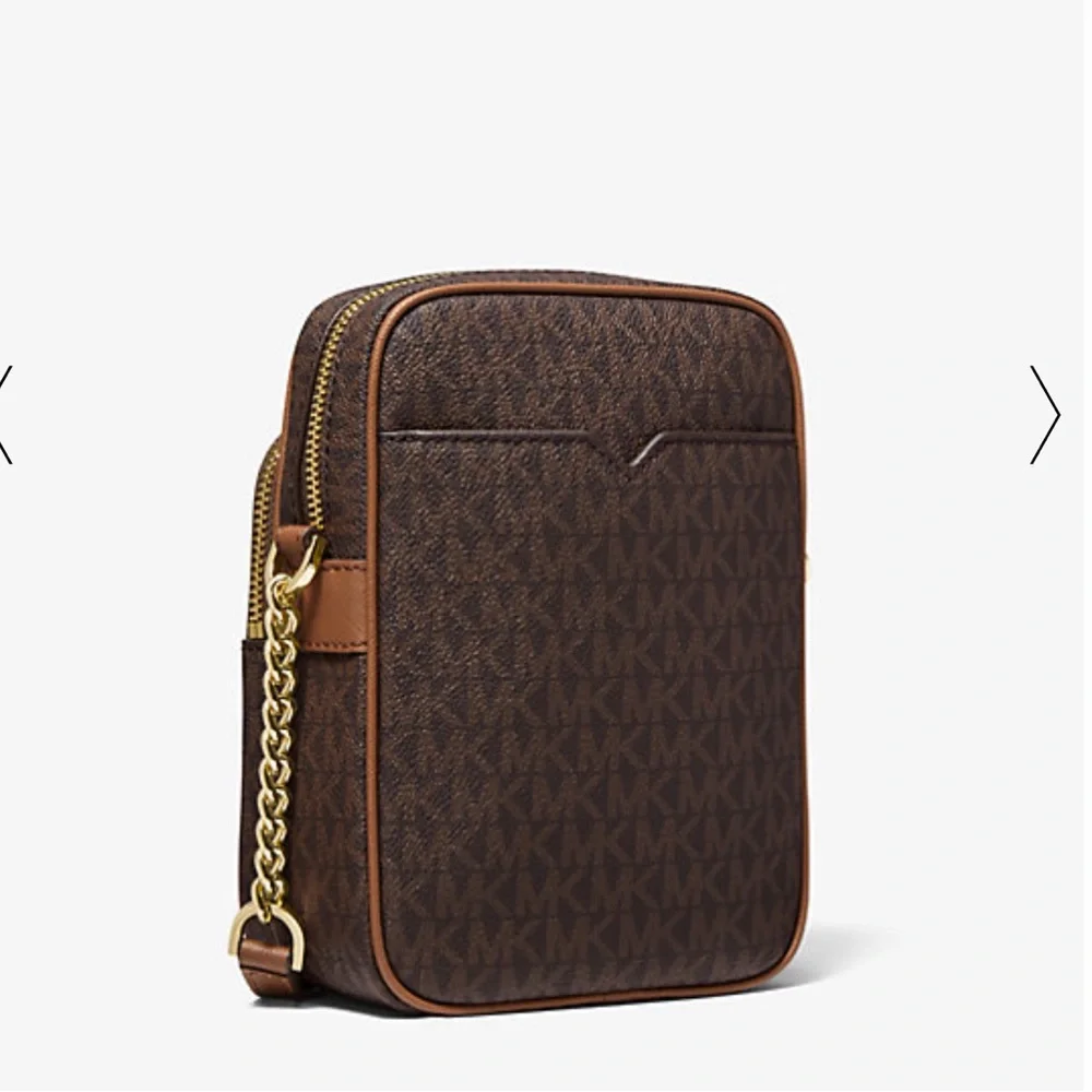 MICHAEL KORS 
Jet Set Travel Medium Logo Crossbody Flight Bag
# 35F1GTVC2B
Brown - Picture 5 of 16